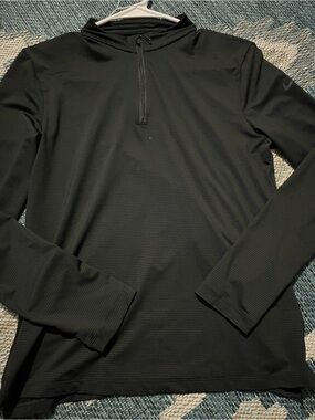 Nike Black Dri-FIT Standard Fit Performance Top